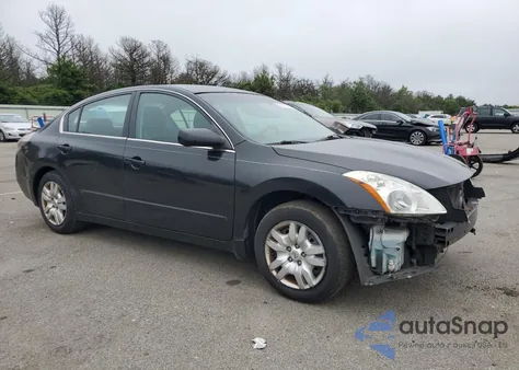 2010 Nissan Altima Base z USA, uszkodzony, nr VIN 1N4AL2AP4AN451221
